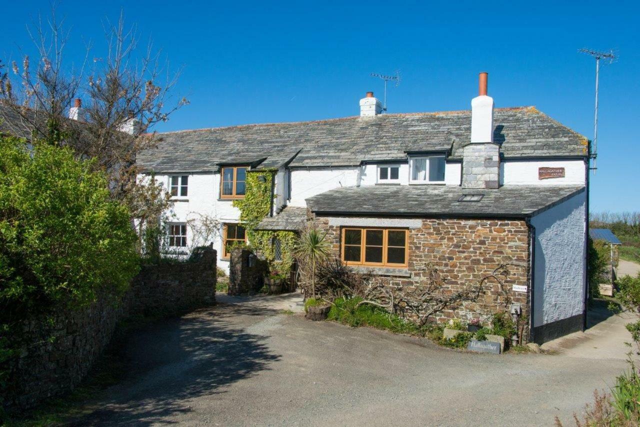 Hallagather Farmhouse Crackington Haven Exterior photo